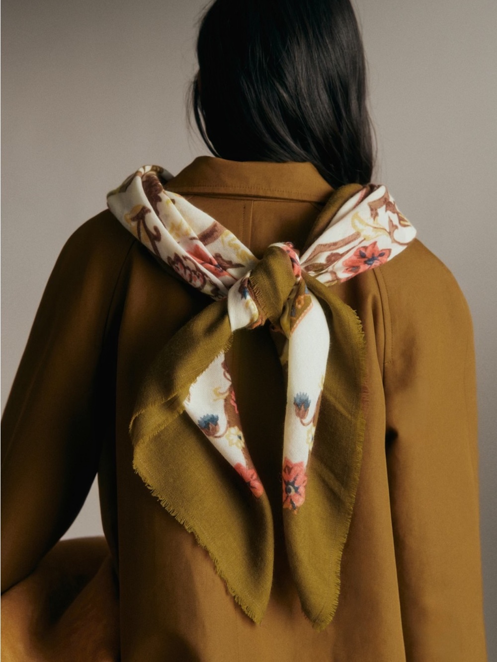 Sezane Elegant Floral Print Wool Pio Scarf in Olive and Cream - Picture 2 of 9